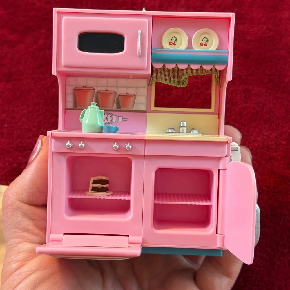 2013 Hallmark Keepsake A Kitchenette‎ For Christmas Ornament Valerie Shanks Pink